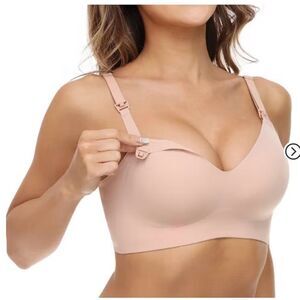 Momcozy Comfortable Seamless Nursing Bra in Soft nude S, new with tags